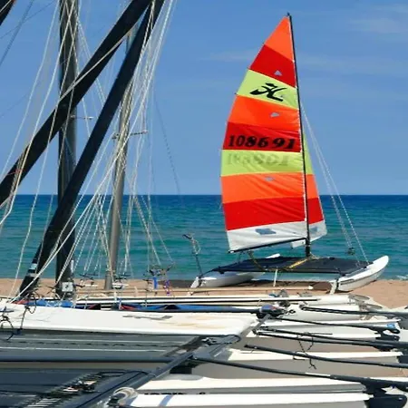 Petit - Port Lligat